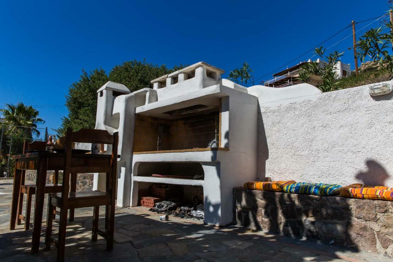 Villa Euphoria In Aegina, A' Marathonas Bay Extérieur photo