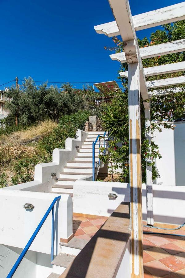 Villa Euphoria In Aegina, A' Marathonas Bay Extérieur photo